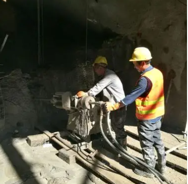 花溪水下抗分散灌浆料特点 水下不分散注浆料介绍